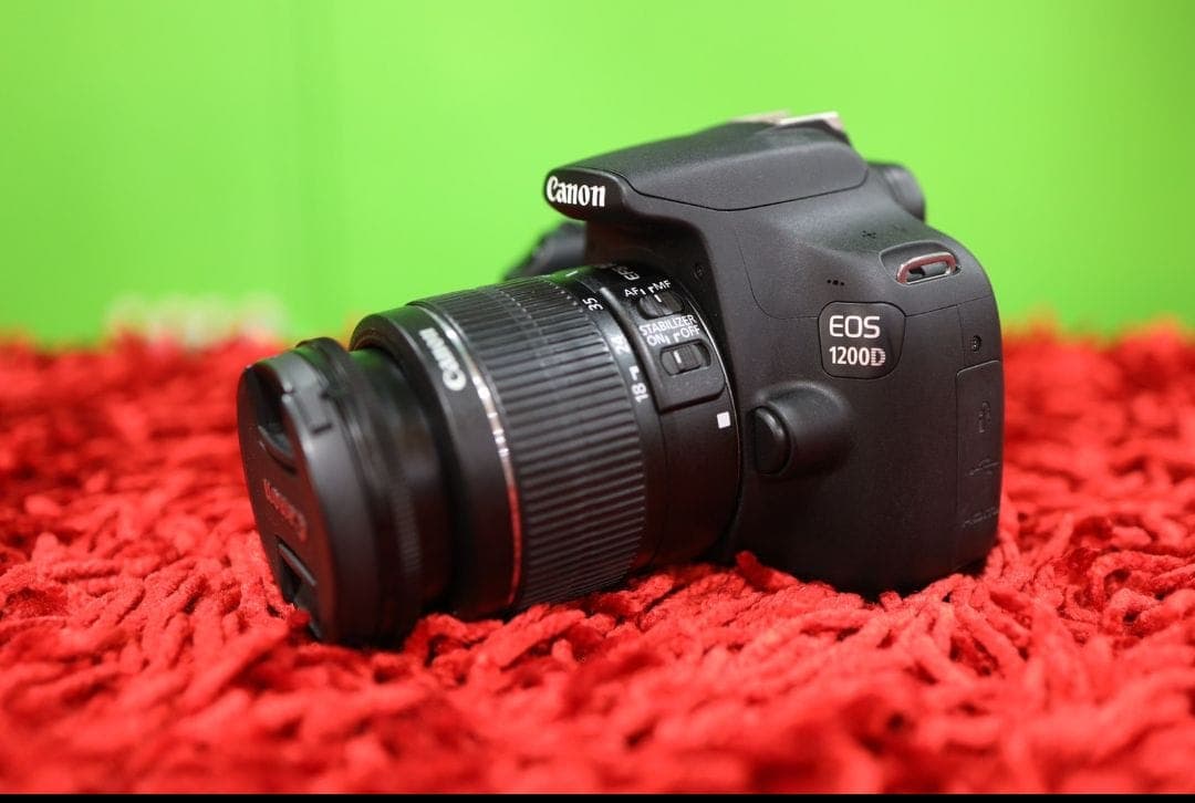Canon EOS 1200d